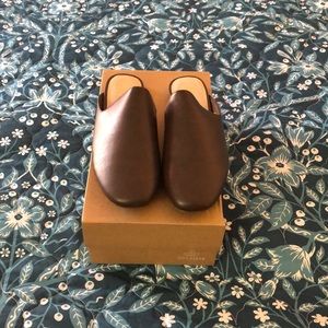 WMNS 100% Vegan mules